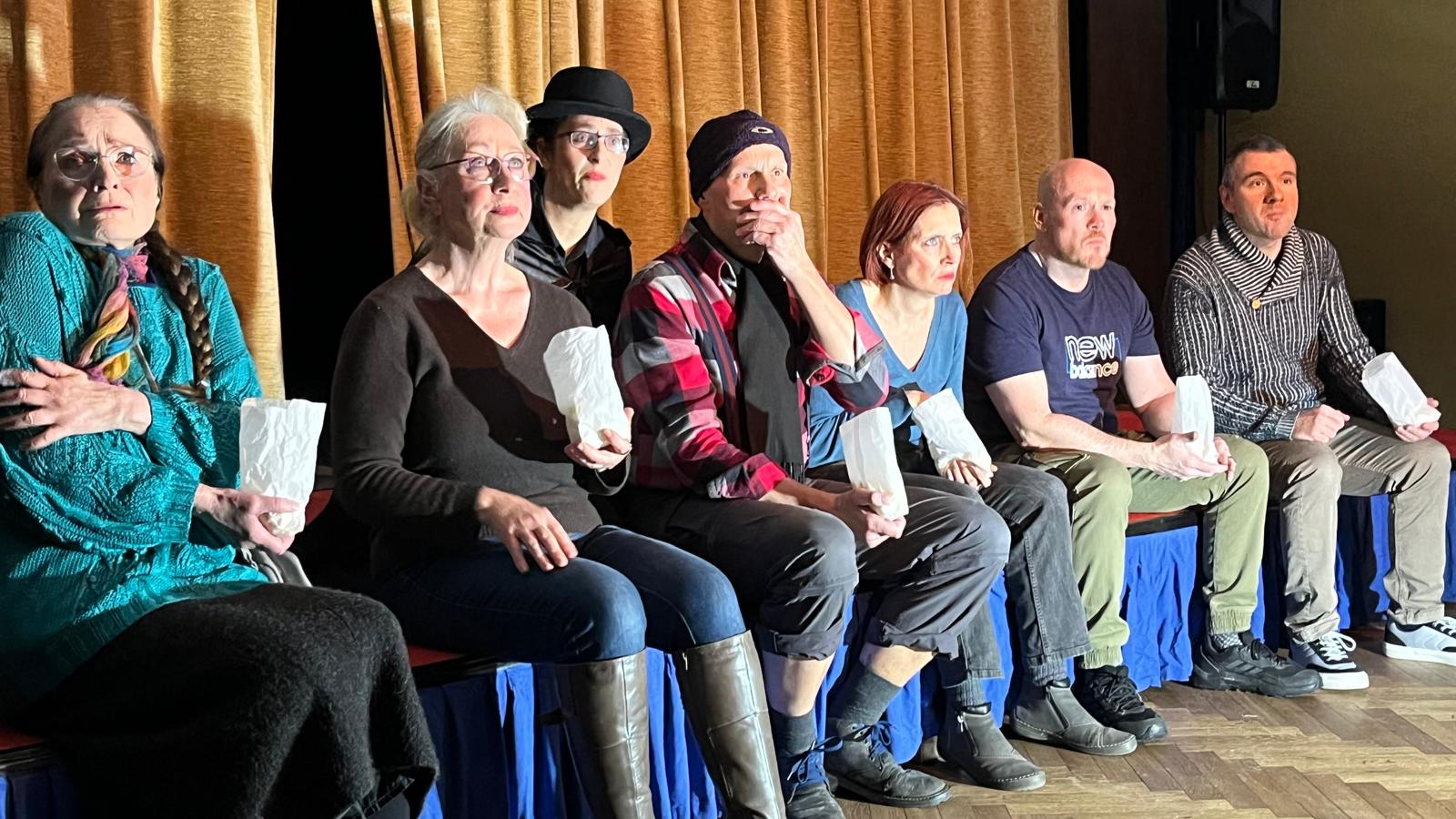 Märchenhaft, Düster, Anders - "Ex Tempore" lud zu einer Märchenstunde ins Theater