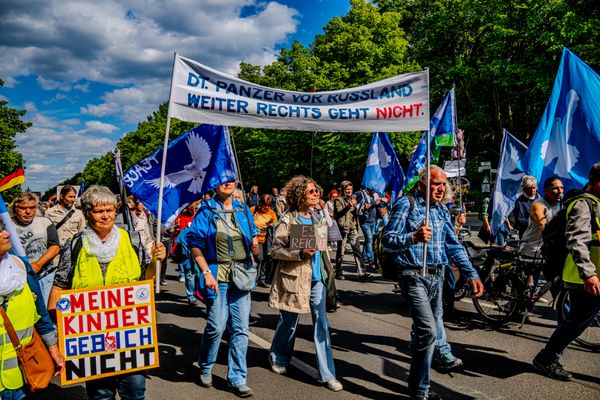 Frieden, Freiheit, Volksabstimmung (Demo Berlin 24.05.2025)